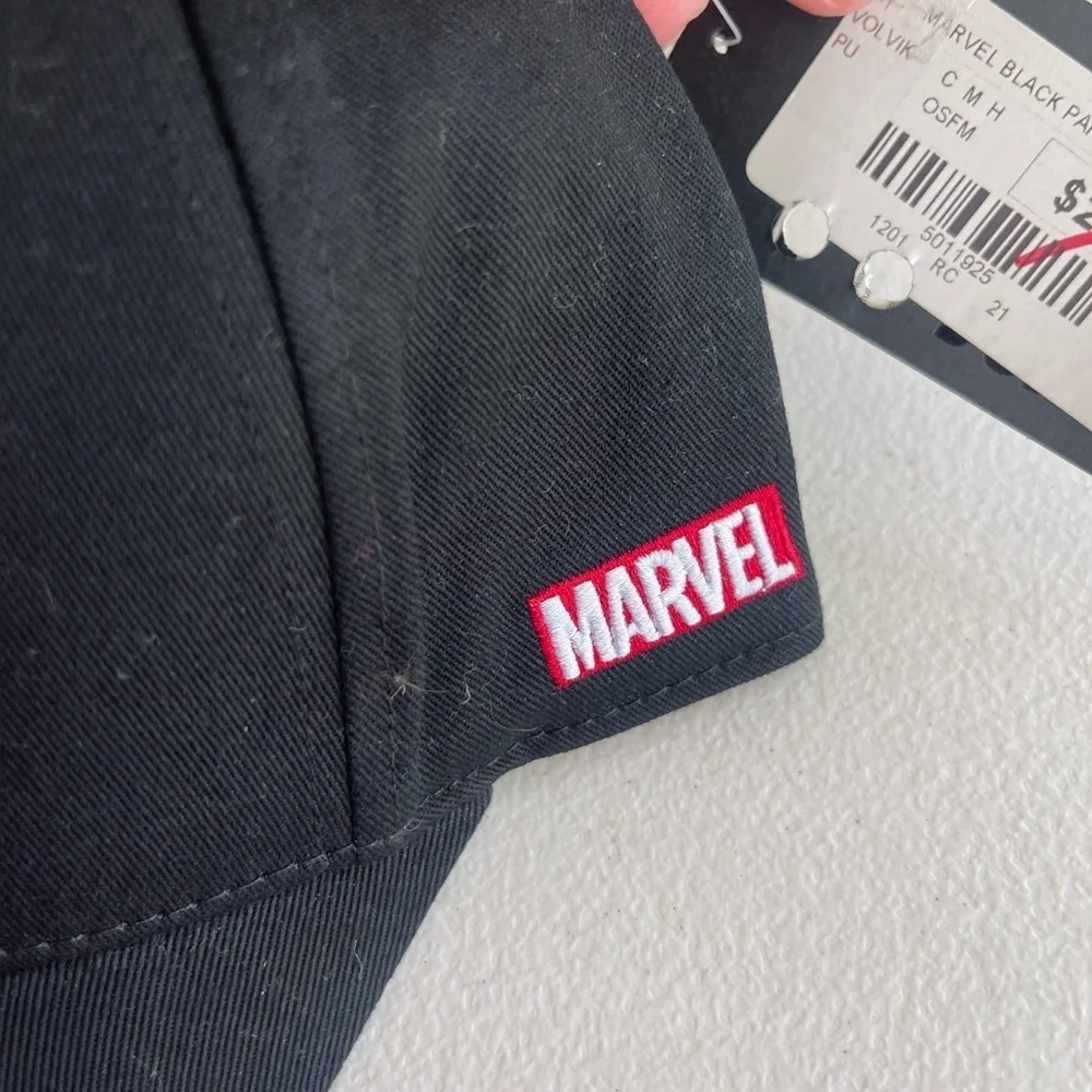 Marvel nwt black panther cotton ball cap